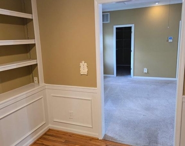 9 Tupelo Court - Photo Thumbnail 5