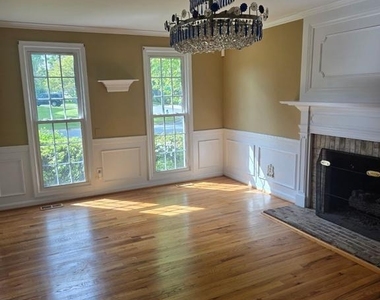 9 Tupelo Court - Photo Thumbnail 3