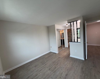 14724 Crosswood Terrace - Photo Thumbnail 10