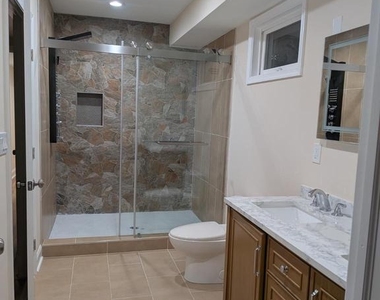 919 Stiles Street - Photo Thumbnail 25