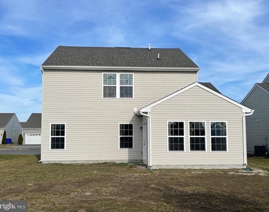 103 Alexandreas Court - Photo Thumbnail 5