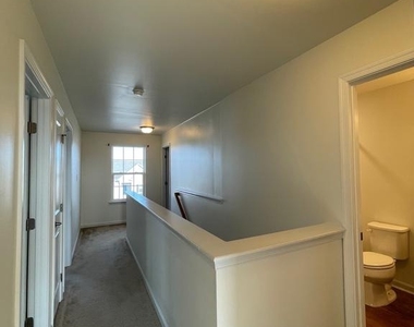103 Alexandreas Court - Photo Thumbnail 34