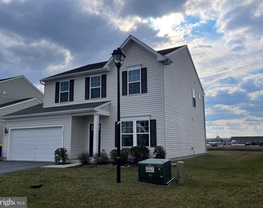 103 Alexandreas Court - Photo Thumbnail 3