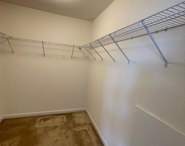 103 Alexandreas Court - Photo Thumbnail 36