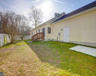 110 Fox Dale Road - Photo Thumbnail 38