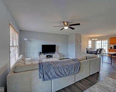 110 Fox Dale Road - Photo Thumbnail 9