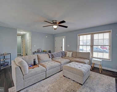 110 Fox Dale Road - Photo Thumbnail 11
