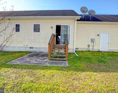 110 Fox Dale Road - Photo Thumbnail 37