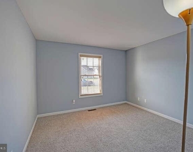 110 Fox Dale Road - Photo Thumbnail 31