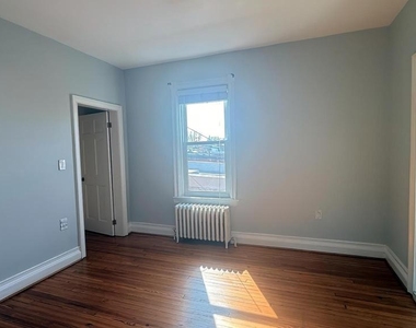 1320 G Street Ne - Photo Thumbnail 13