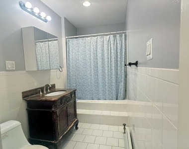 1320 G Street Ne - Photo Thumbnail 14