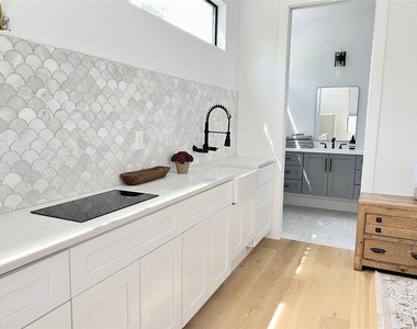 7809 Mullen Dr - Photo Thumbnail 21