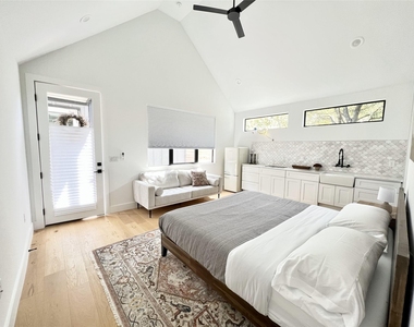7809 Mullen Dr - Photo Thumbnail 20