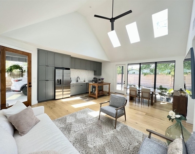 7809 Mullen Dr - Photo Thumbnail 1