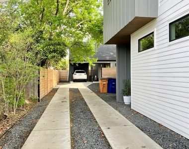 7809 Mullen Dr - Photo Thumbnail 25