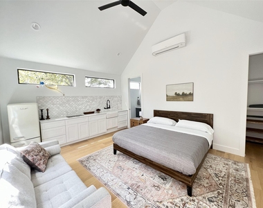 7809 Mullen Dr - Photo Thumbnail 19