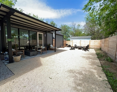 7809 Mullen Dr - Photo Thumbnail 4