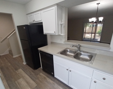 1201 Douglas Street - Photo Thumbnail 8