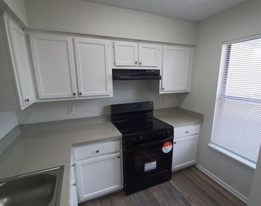 1201 Douglas Street - Photo Thumbnail 7