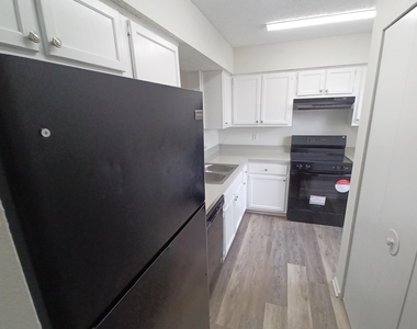 1201 Douglas Street - Photo Thumbnail 5
