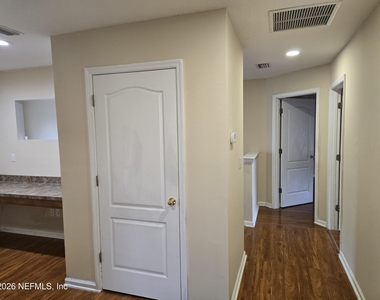1541 Harvest Cove Drive - Photo Thumbnail 32