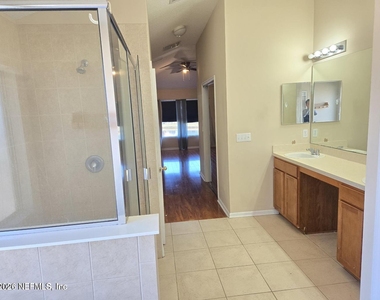 1541 Harvest Cove Drive - Photo Thumbnail 19