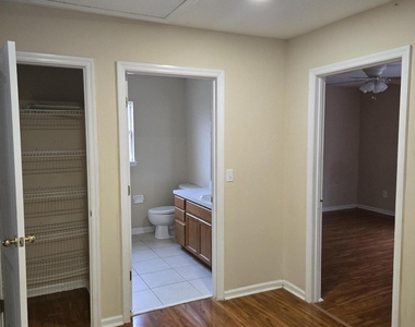 1541 Harvest Cove Drive - Photo Thumbnail 30
