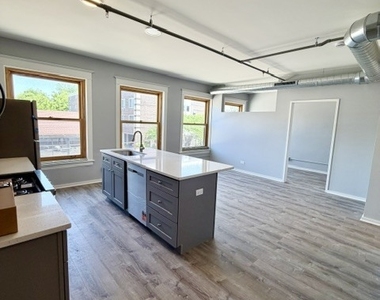 141 S Oak Park Avenue - Photo Thumbnail 6