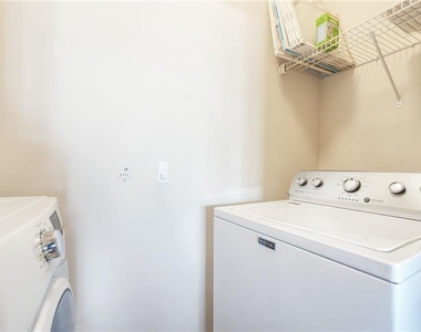 390 17th Street - Photo Thumbnail 27
