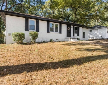 2905 Gresham Road - Photo Thumbnail 4