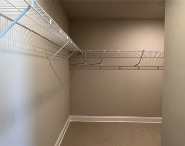 431 Lincoln Street - Photo Thumbnail 6