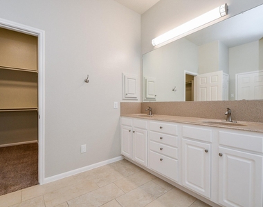 802 Childers Court - Photo Thumbnail 33