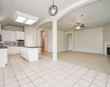 802 Childers Court - Photo Thumbnail 19