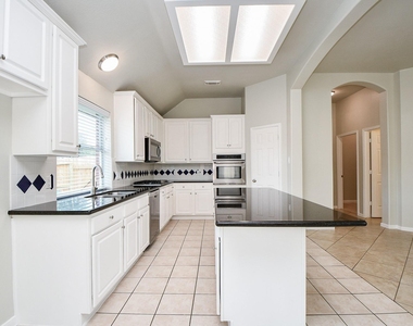 802 Childers Court - Photo Thumbnail 20