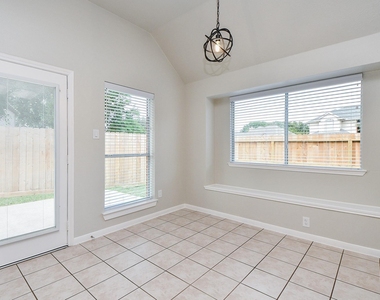 802 Childers Court - Photo Thumbnail 28