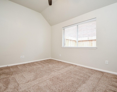 802 Childers Court - Photo Thumbnail 40