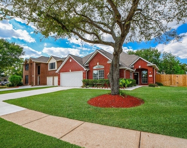 802 Childers Court - Photo Thumbnail 4