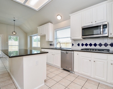 802 Childers Court - Photo Thumbnail 25
