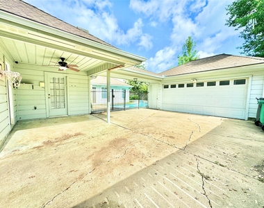 7914 Candle Lane - Photo Thumbnail 20