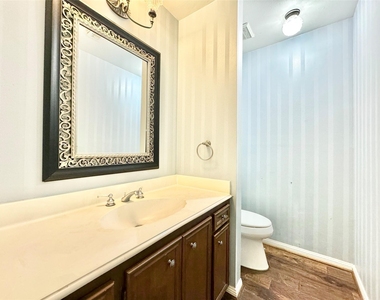 7914 Candle Lane - Photo Thumbnail 23