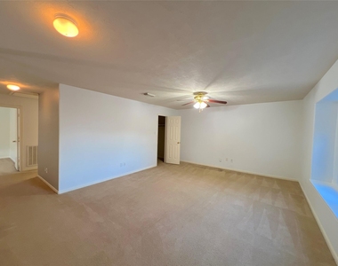 5535 Bear Paw Circle - Photo Thumbnail 15