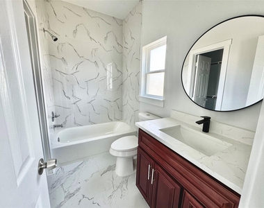 7989 Sunbury Street - Photo Thumbnail 16