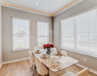 416 Sonata Street - Photo Thumbnail 4