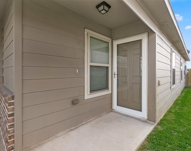 1323 Pease River Lane - Photo Thumbnail 4