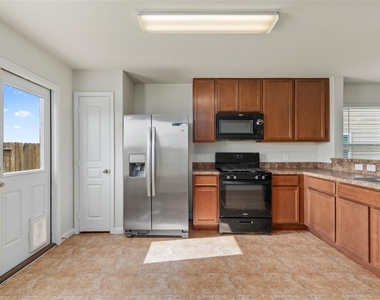 1323 Pease River Lane - Photo Thumbnail 11