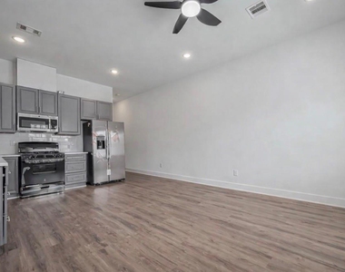 7993 Attwater Street - Photo Thumbnail 2