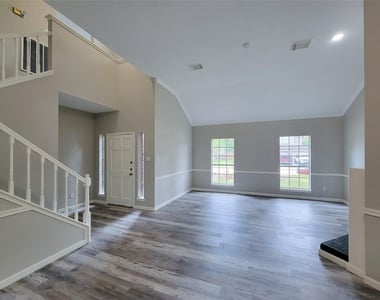 13522 Ryanwood Drive - Photo Thumbnail 11