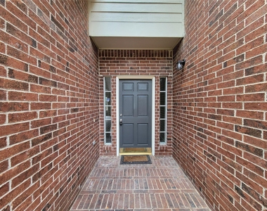 13522 Ryanwood Drive - Photo Thumbnail 3