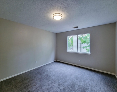 13522 Ryanwood Drive - Photo Thumbnail 28