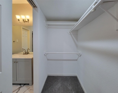 13522 Ryanwood Drive - Photo Thumbnail 24